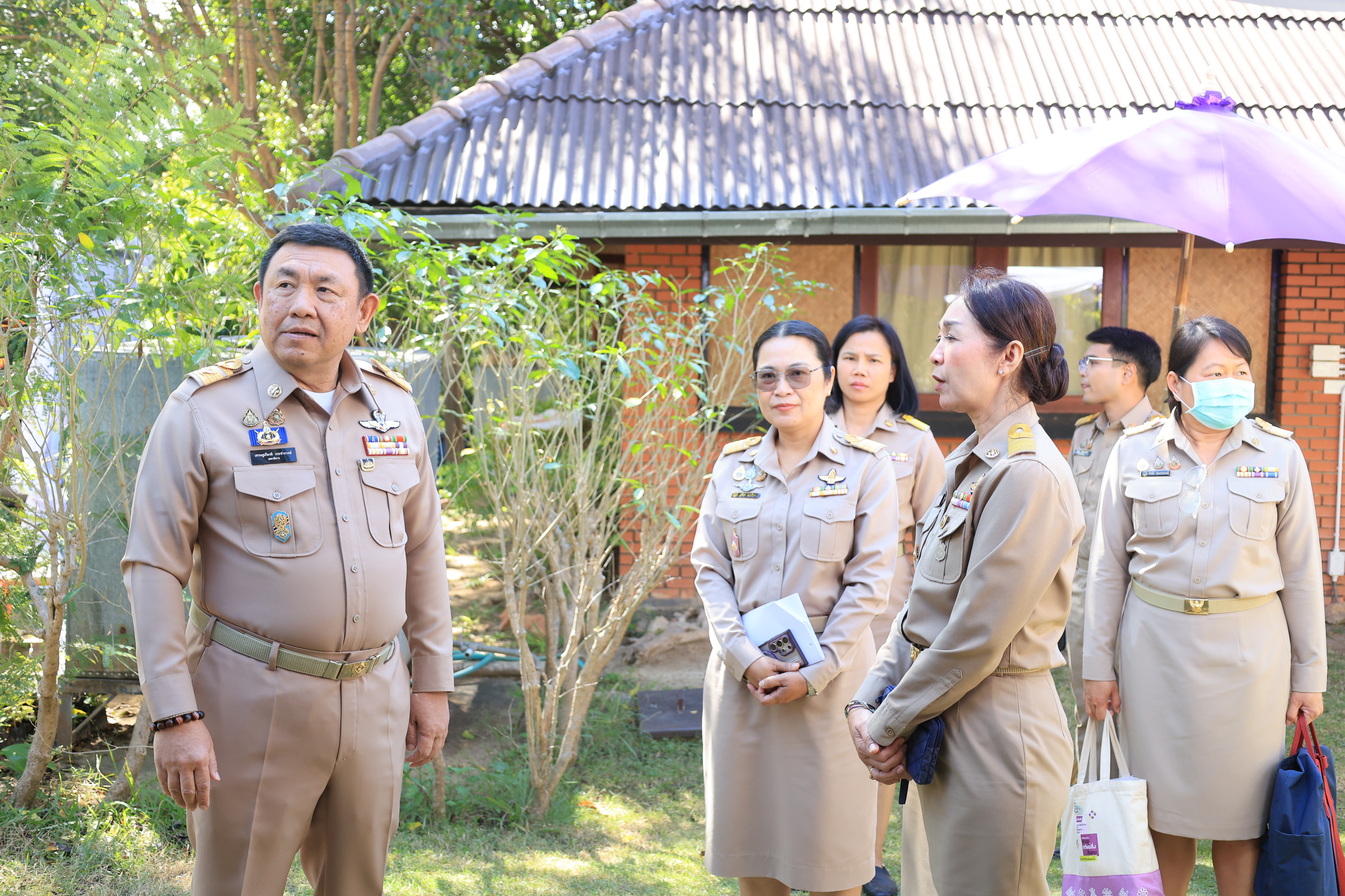 title - องคมนตรี ลงพื้นที่ติดตามและขับเคลื่อนโครงการพัฒนาพื้นที่ลุ่มน้ำแม่อาวอันเนื่องจากพระราชดำริ ตำบลนครเจดีย์ อำเภอป่าซาง จังหวัดลำพูน